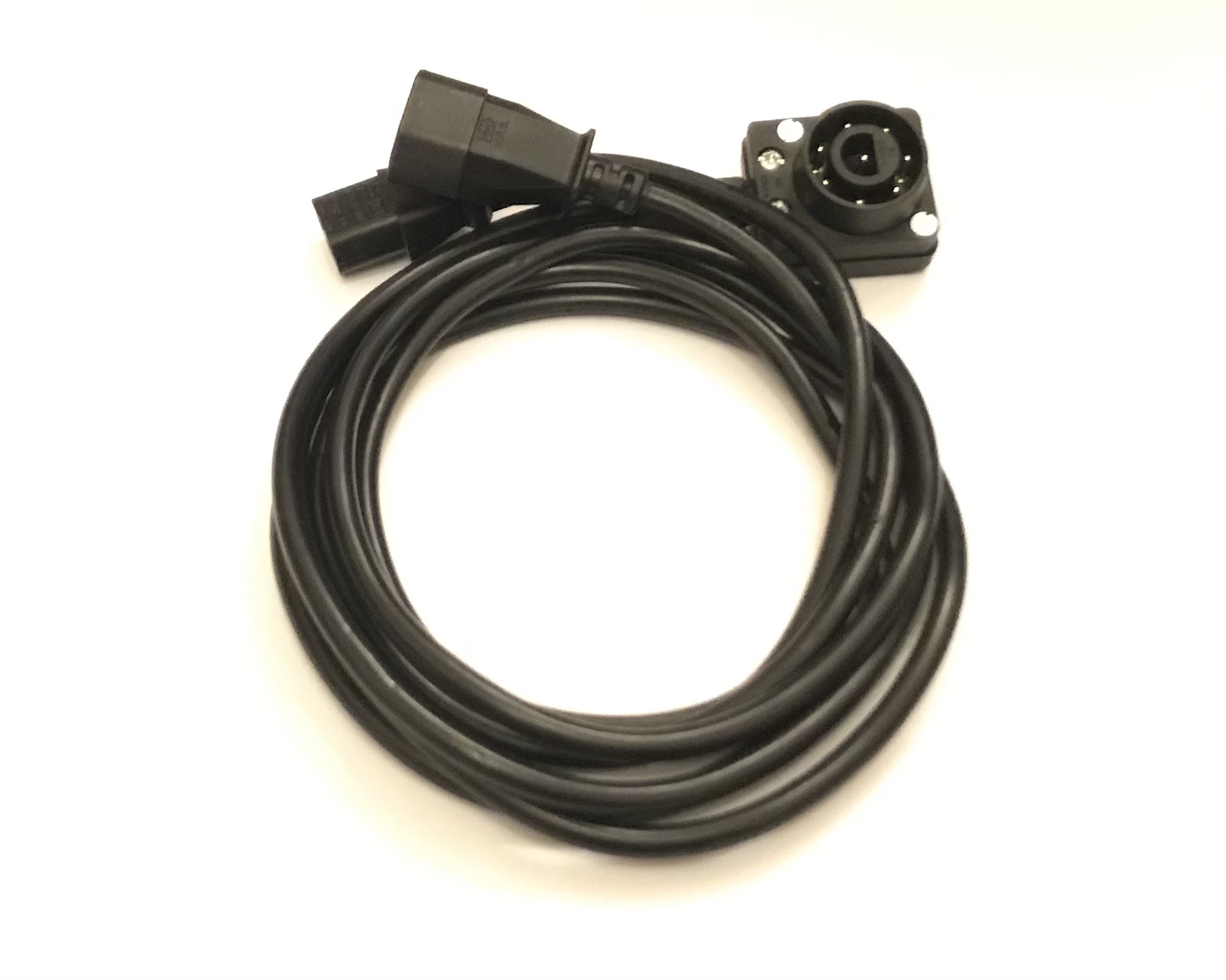 DeVere Connecting Cable